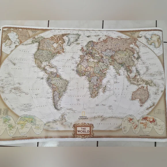 National Geographic World Wall Map - Executive (Poster Size: 36 x 24 in) - Picture 2 of 12